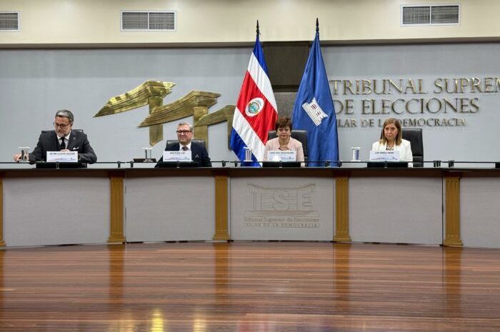  Candidaturas presidenciales firman ‘pacto ético’ para fortalecer valores democráticos
